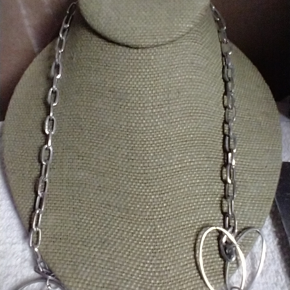 Long dark blue beads silvertone circles necklace - Picture 3 of 5